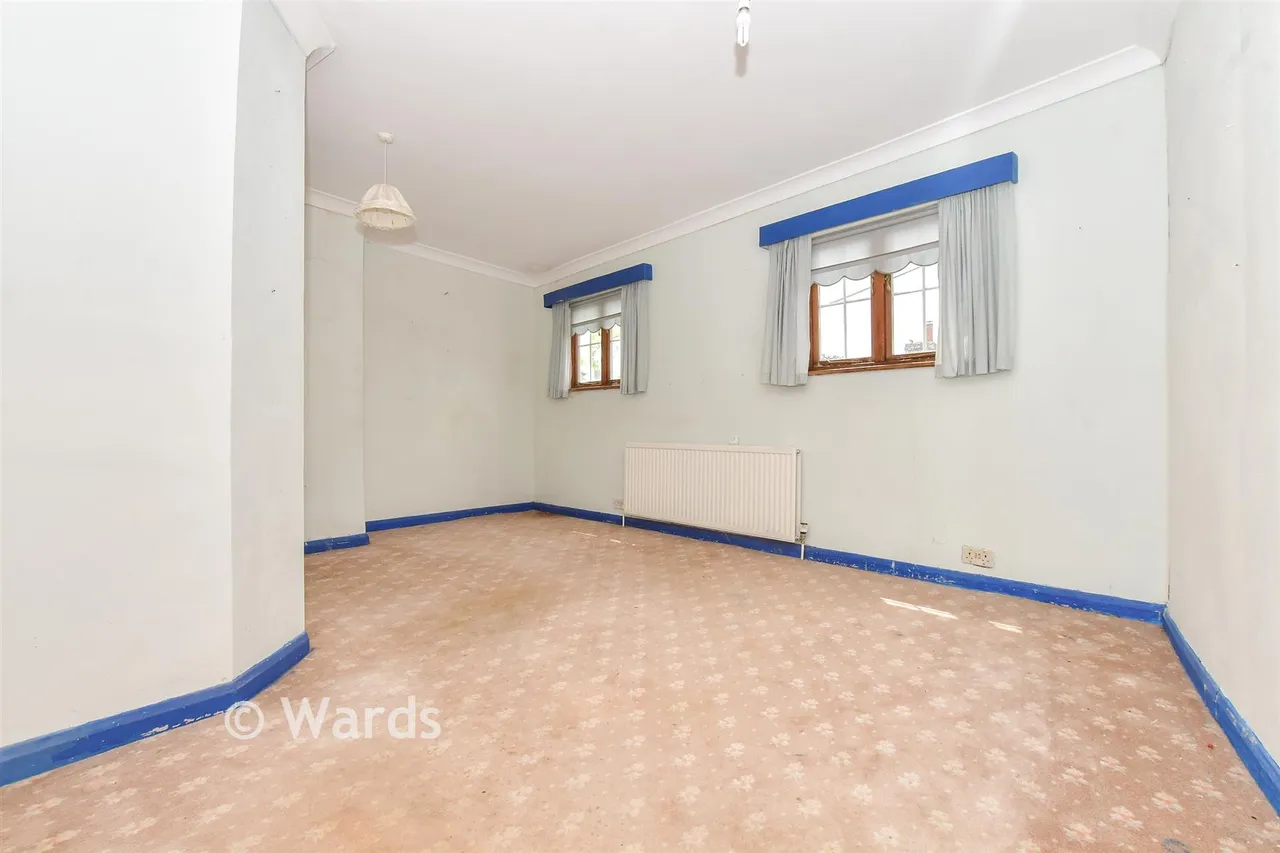 Bowling Street, Sandwich, CT13, photo 12