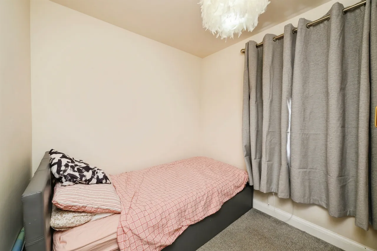 Meadley Place, Hampton Water, Peterborough, photo 11
