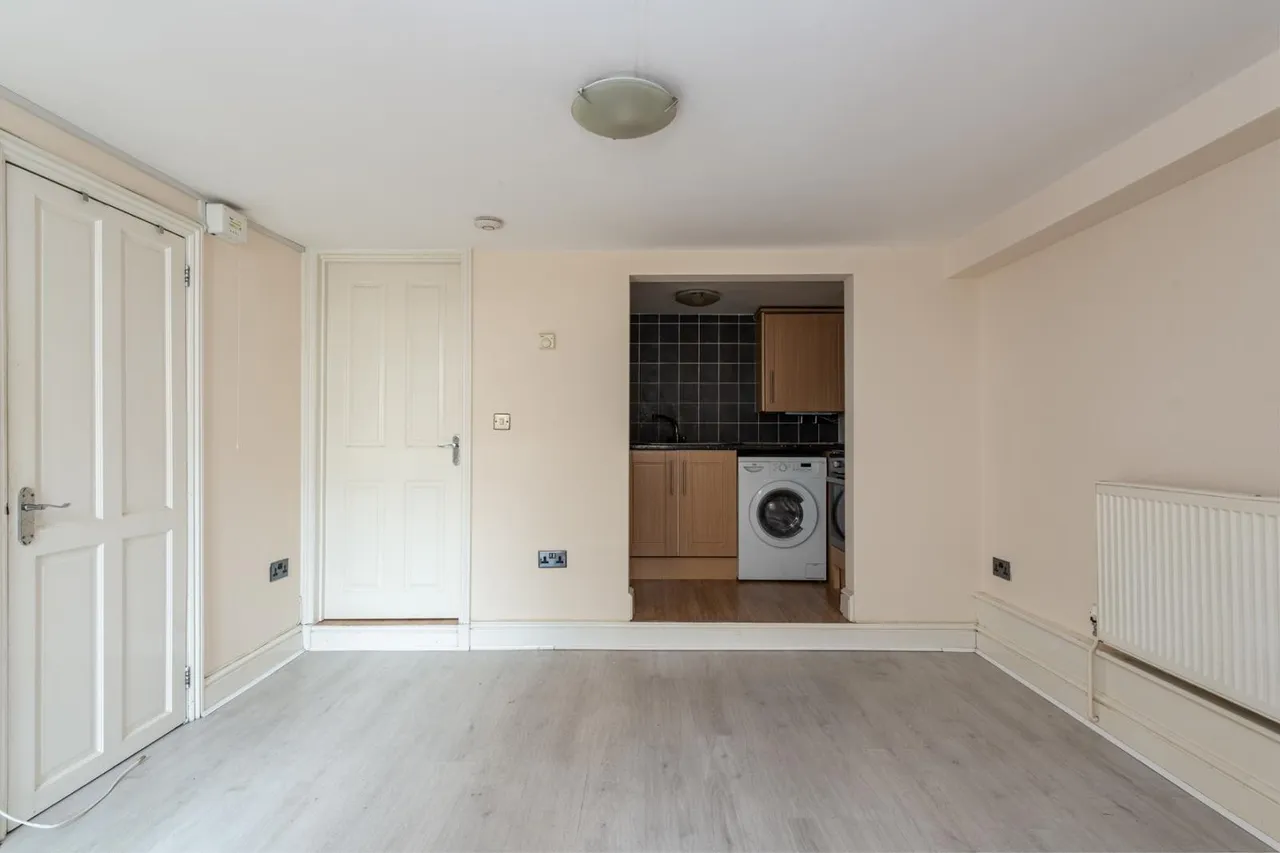 Albert Street, Tunbridge Wells, Kent TN1 2QH, photo 3