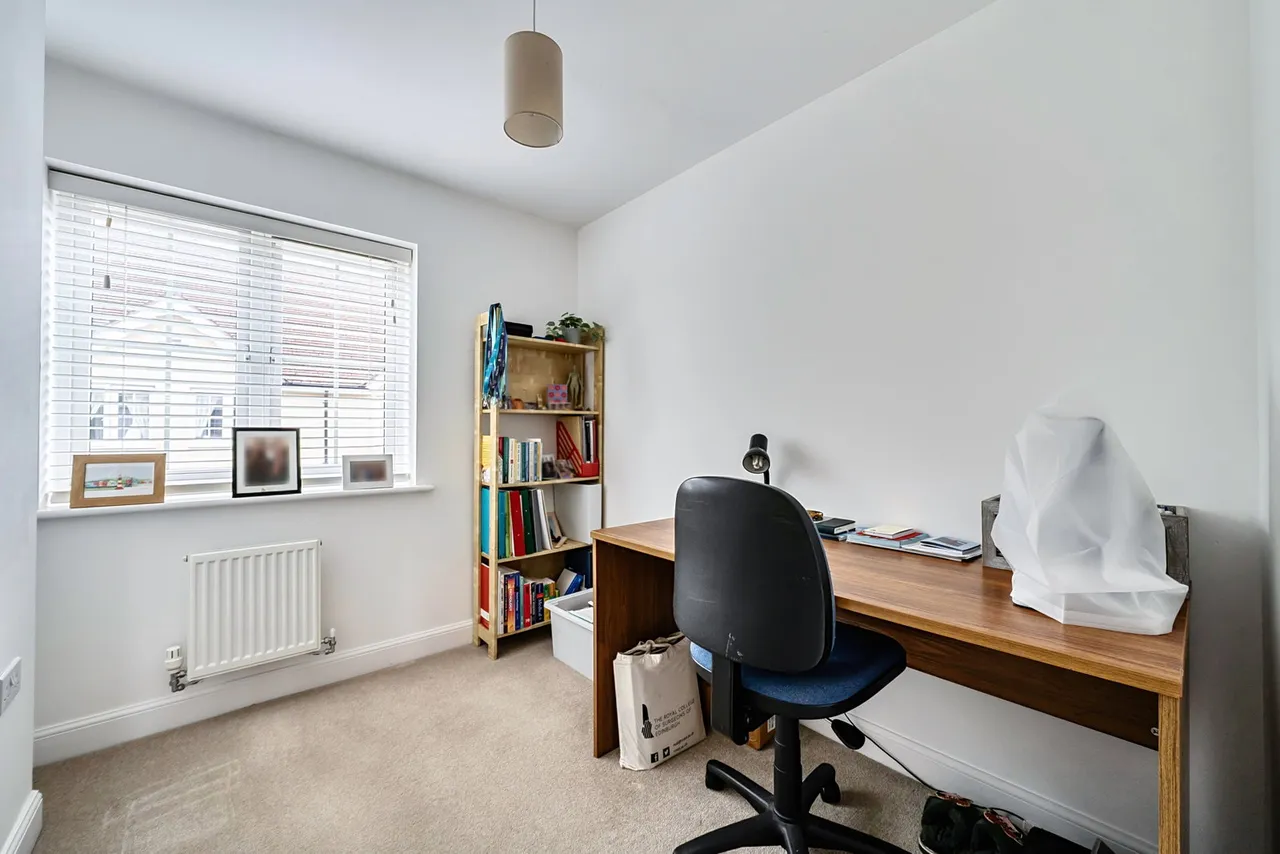 Holmes Road, Bishopdown, SP1, photo 15