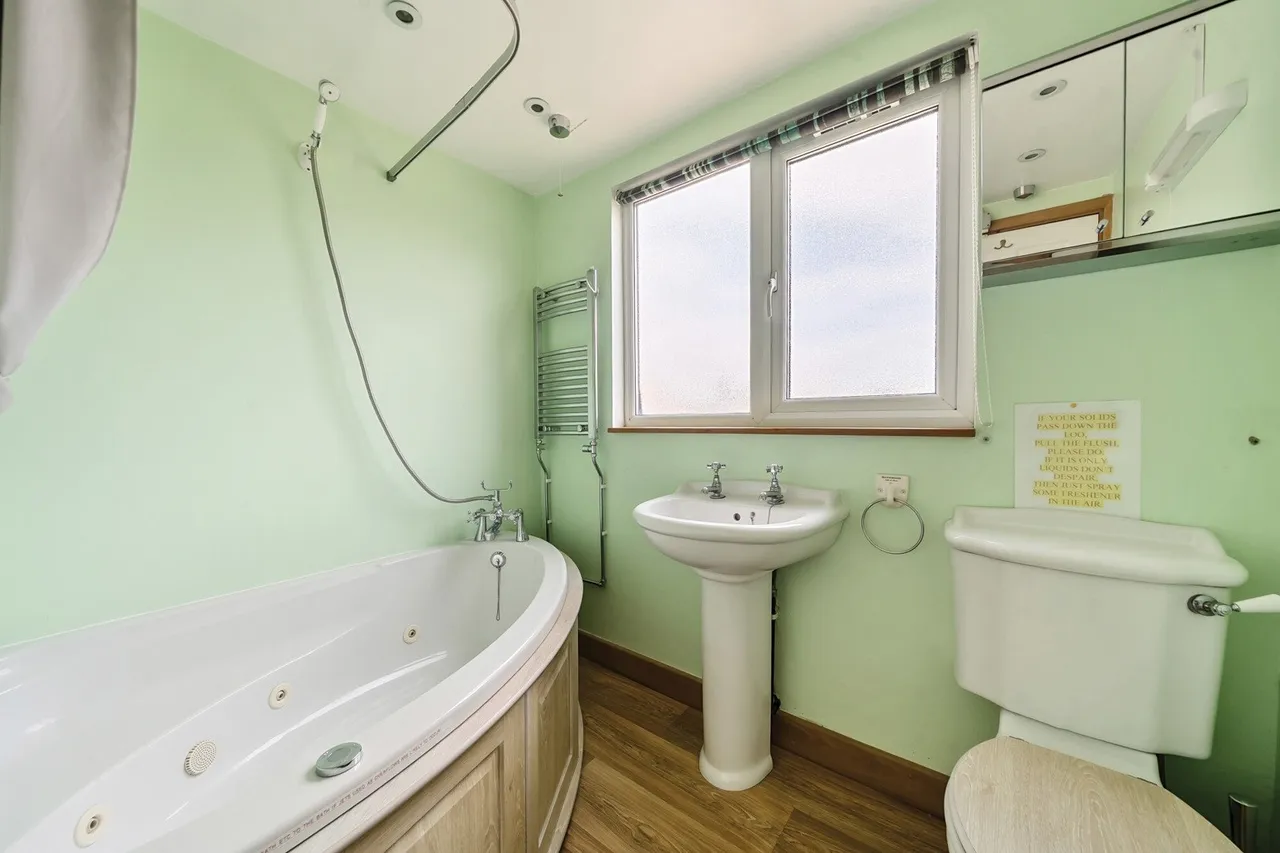 Marvels Lane, SE12, photo 11