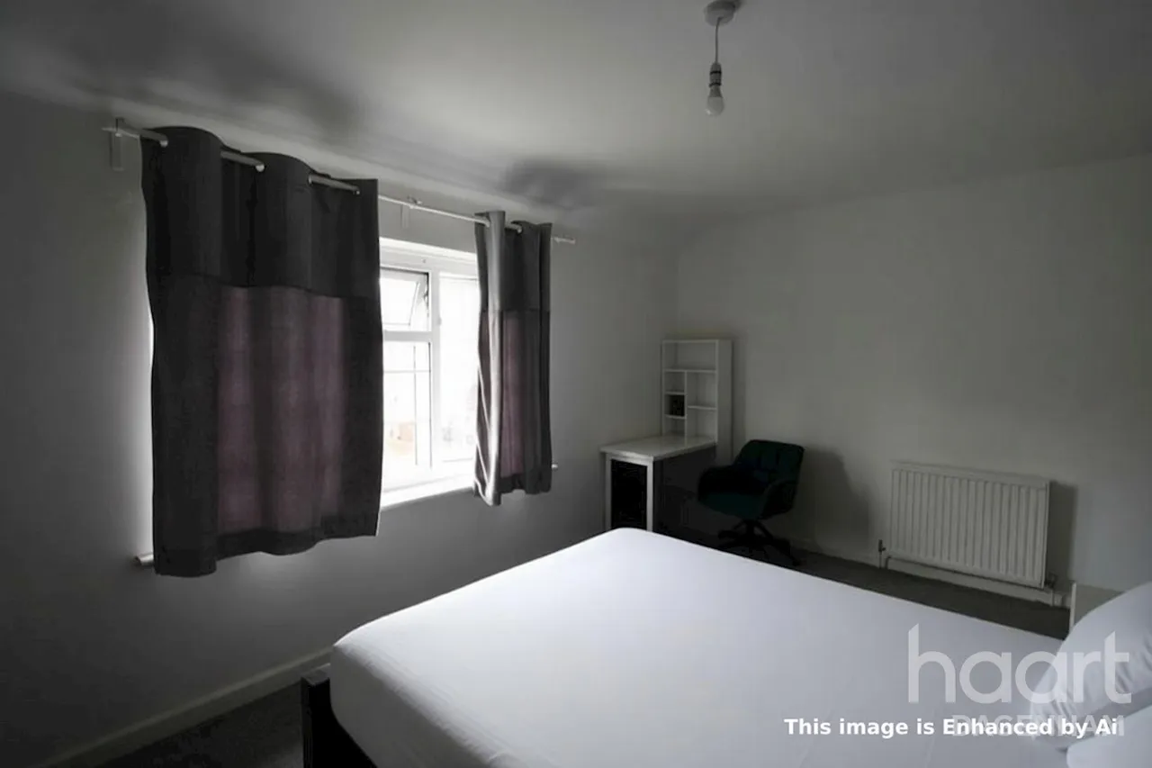 Dagenham, RM9, photo 9