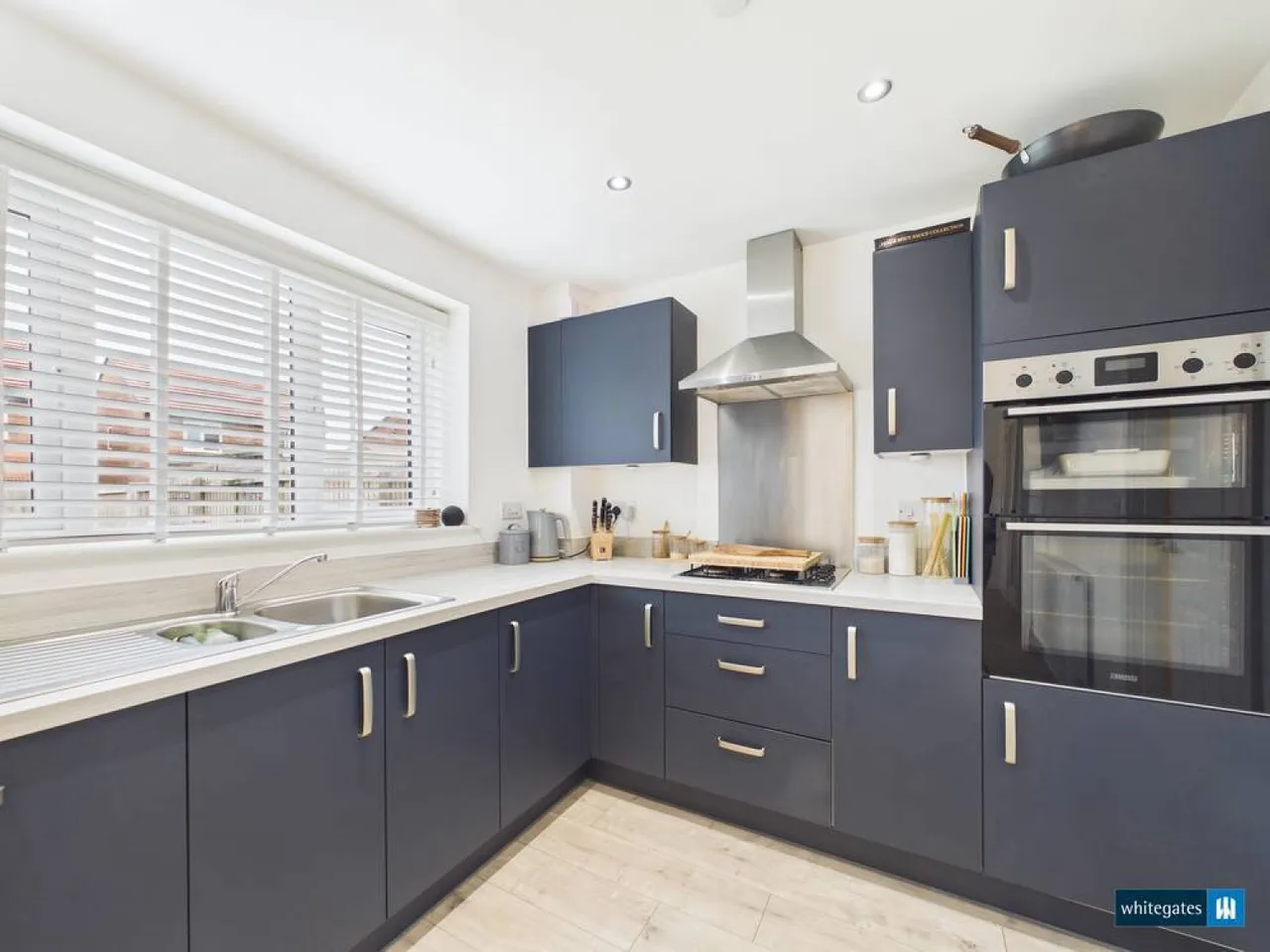 Carlton Meadows, Llay, LL12, photo 9