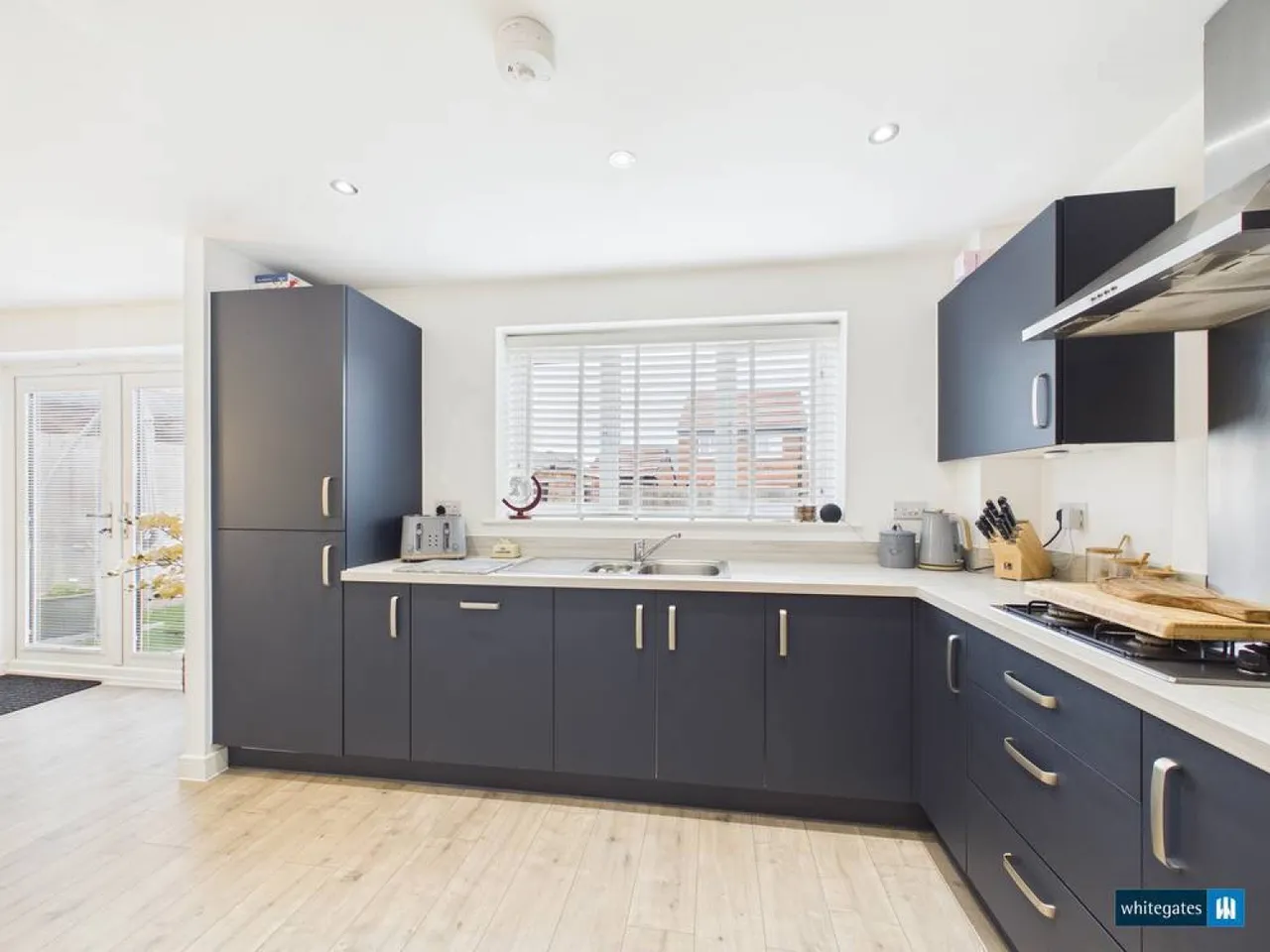 Carlton Meadows, Llay, LL12, photo 7
