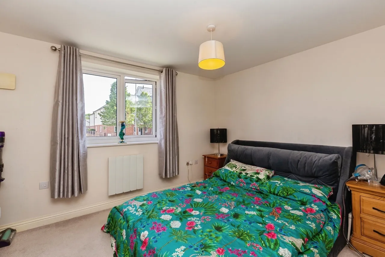 Bicester Road, Aylesbury, Buckinghamshire, HP19, photo 9