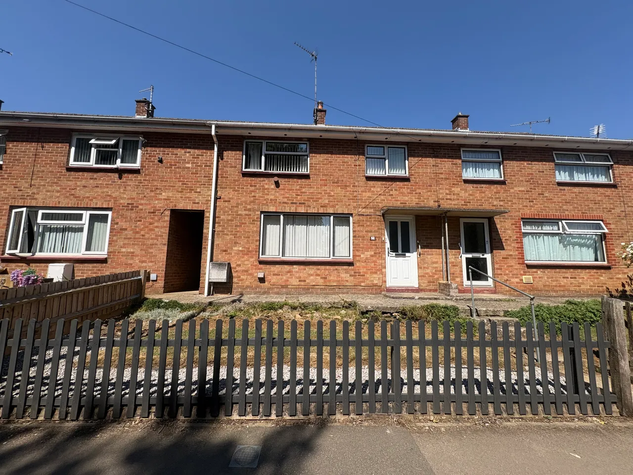 3 bed property for sale, Woodgreen Avenue, Banbury, OX16