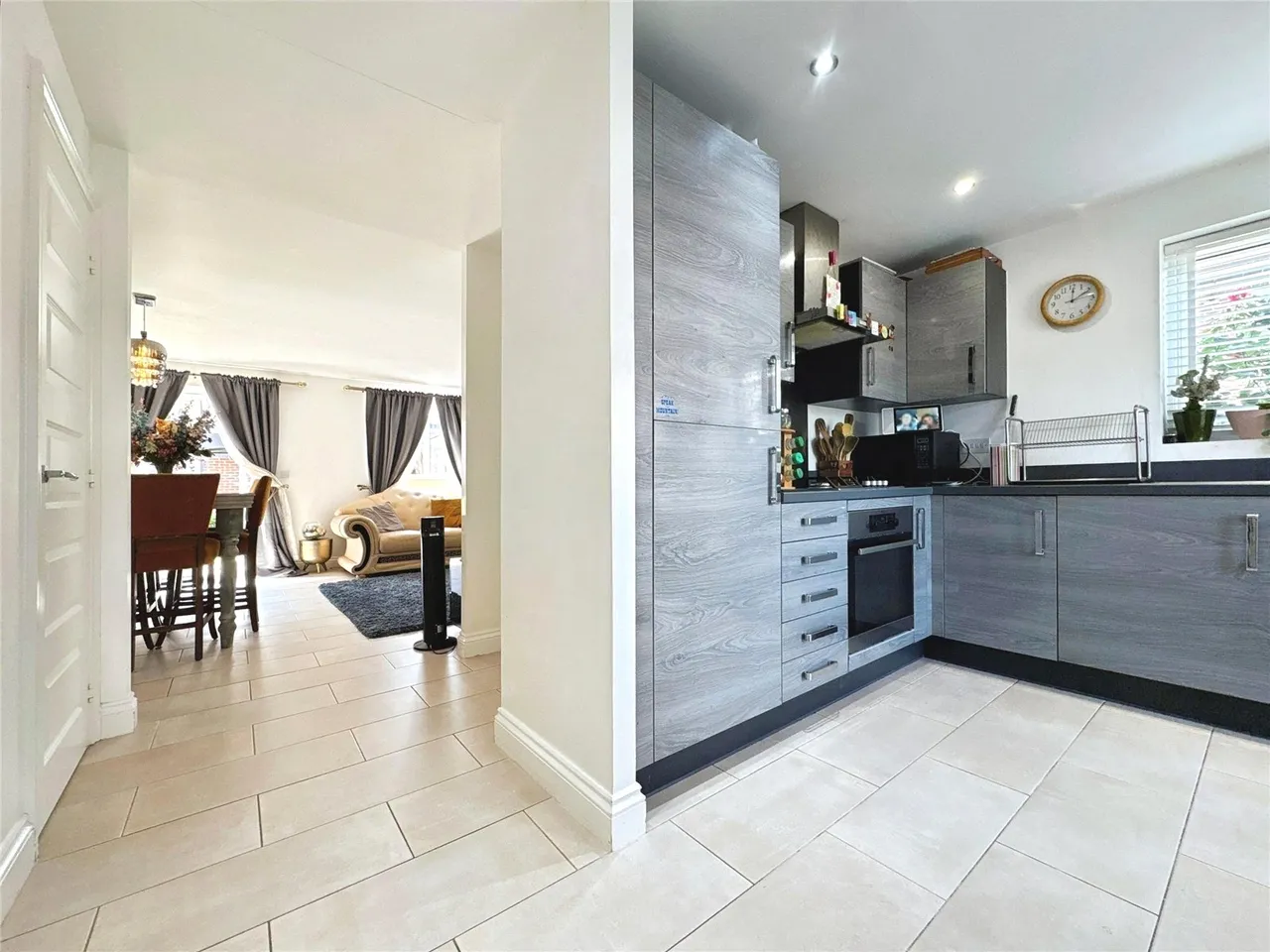 Fullbrook Avenue, Spencers Wood, Reading, Berkshire, RG7 1FE, photo 5