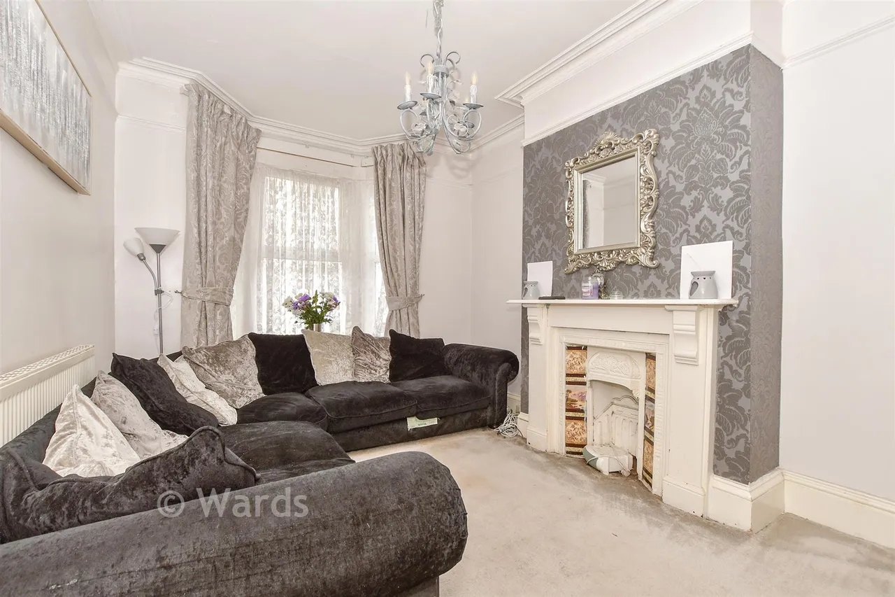 Alexandra Road, Sheerness, ME12, photo 3