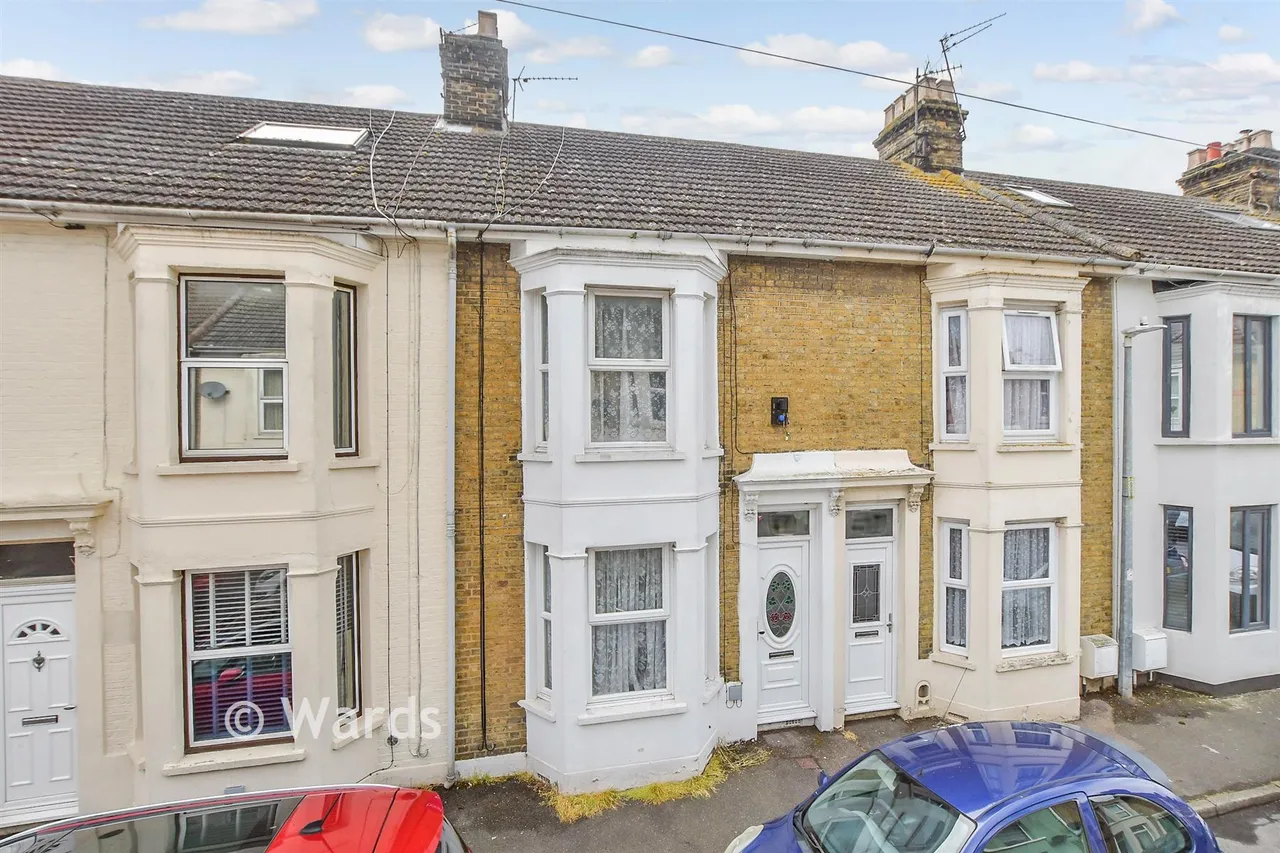 3 bed house for sale, Alexandra Road, Sheerness, ME12