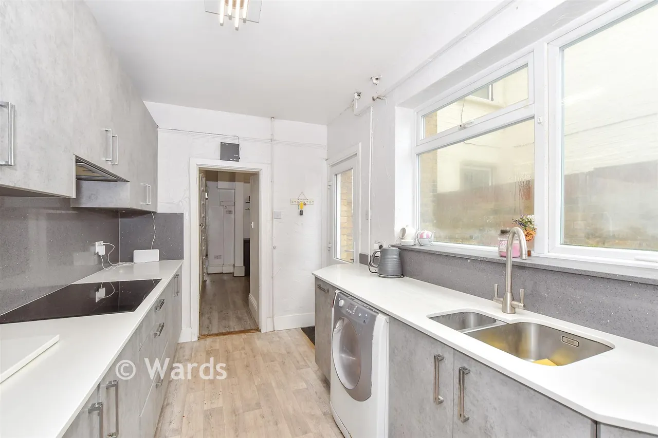 Alexandra Road, Sheerness, ME12, photo 4