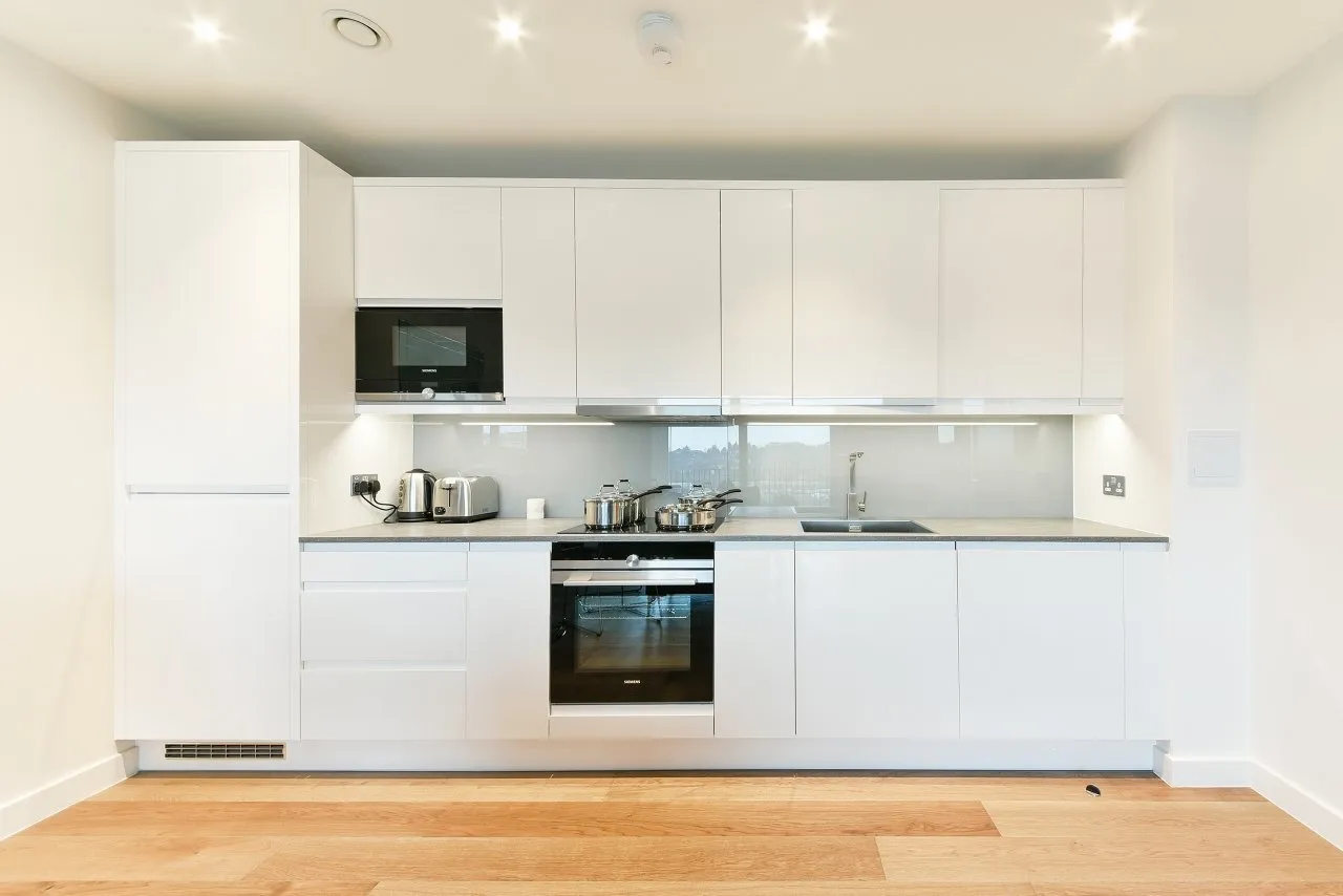 Peacon House, Thonrey Close, Colindale Gardens, Colindale, London, NW9, photo 4