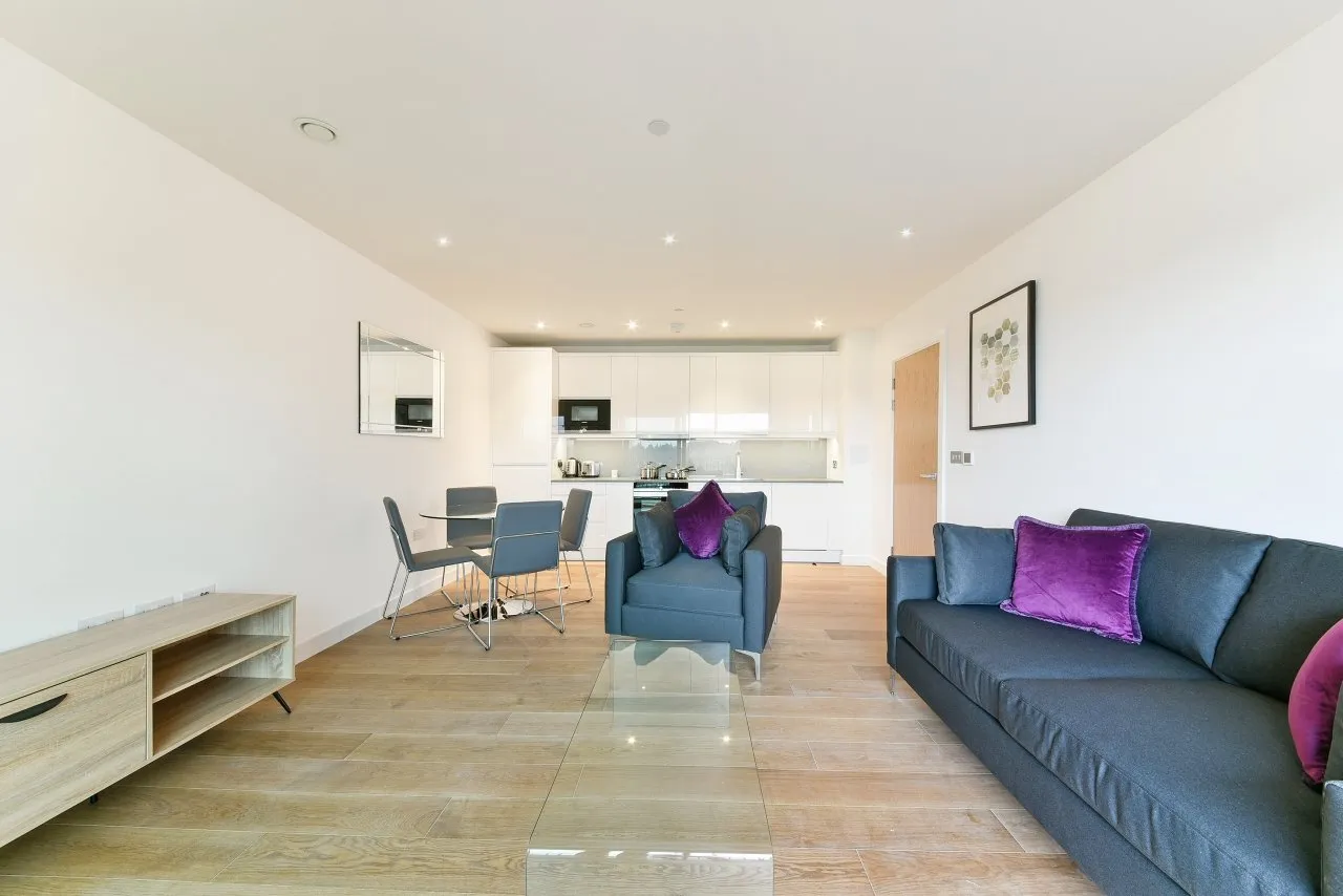 1 bed flat for sale — Peacon House, Thonrey Close, Colindale Gardens, Colindale, London, NW9