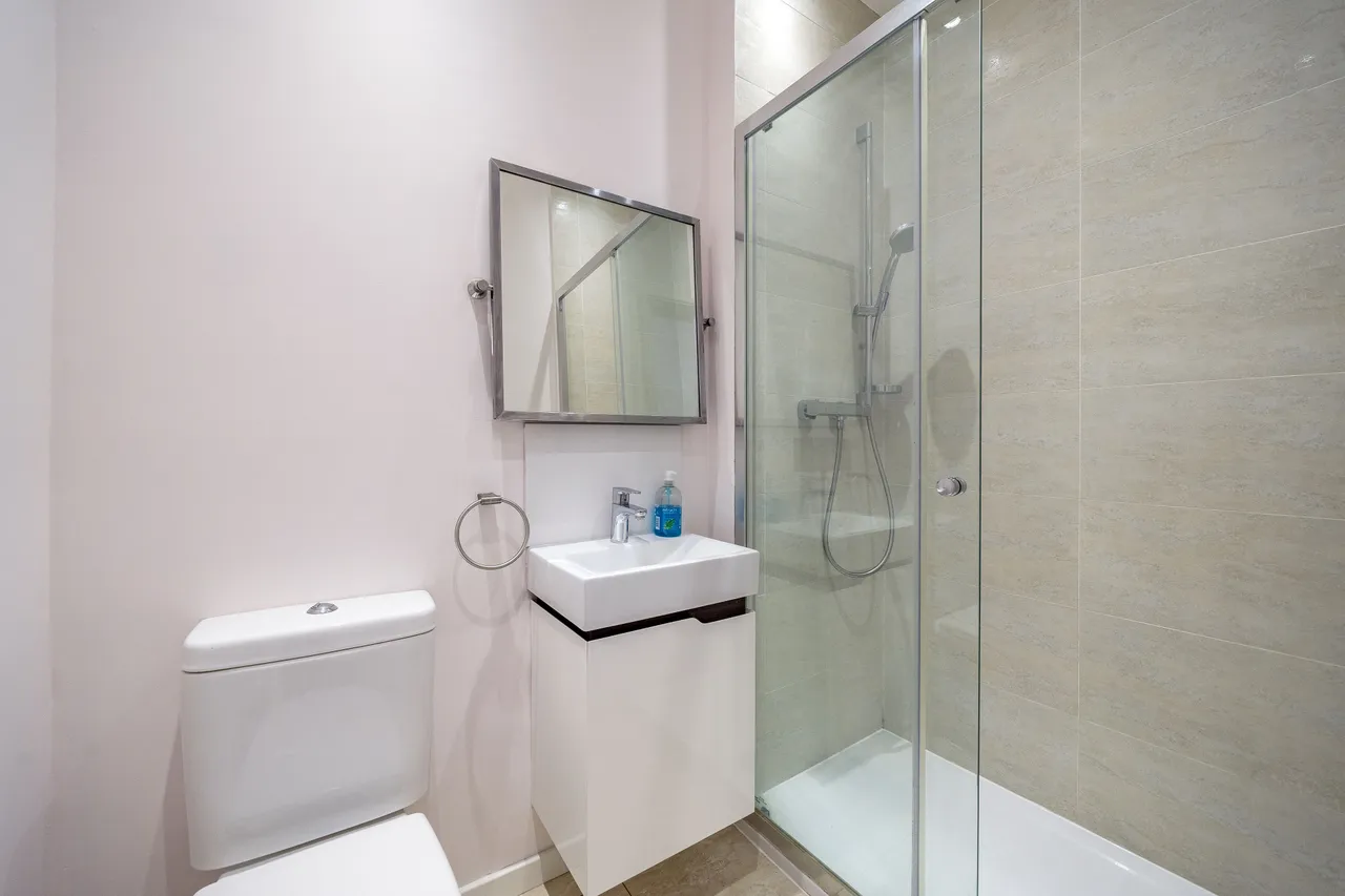 Rutland Gardens, Ealing, W13, photo 11
