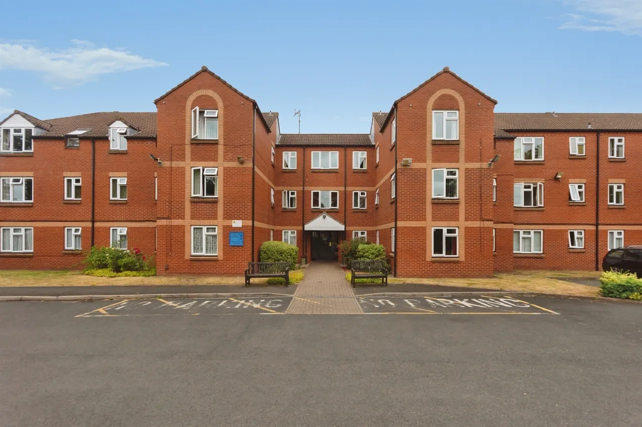 2 bed flat for sale — Pembroke Way, Birmingham