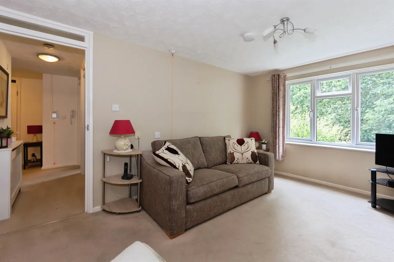 Pembroke Way, Birmingham, photo 8
