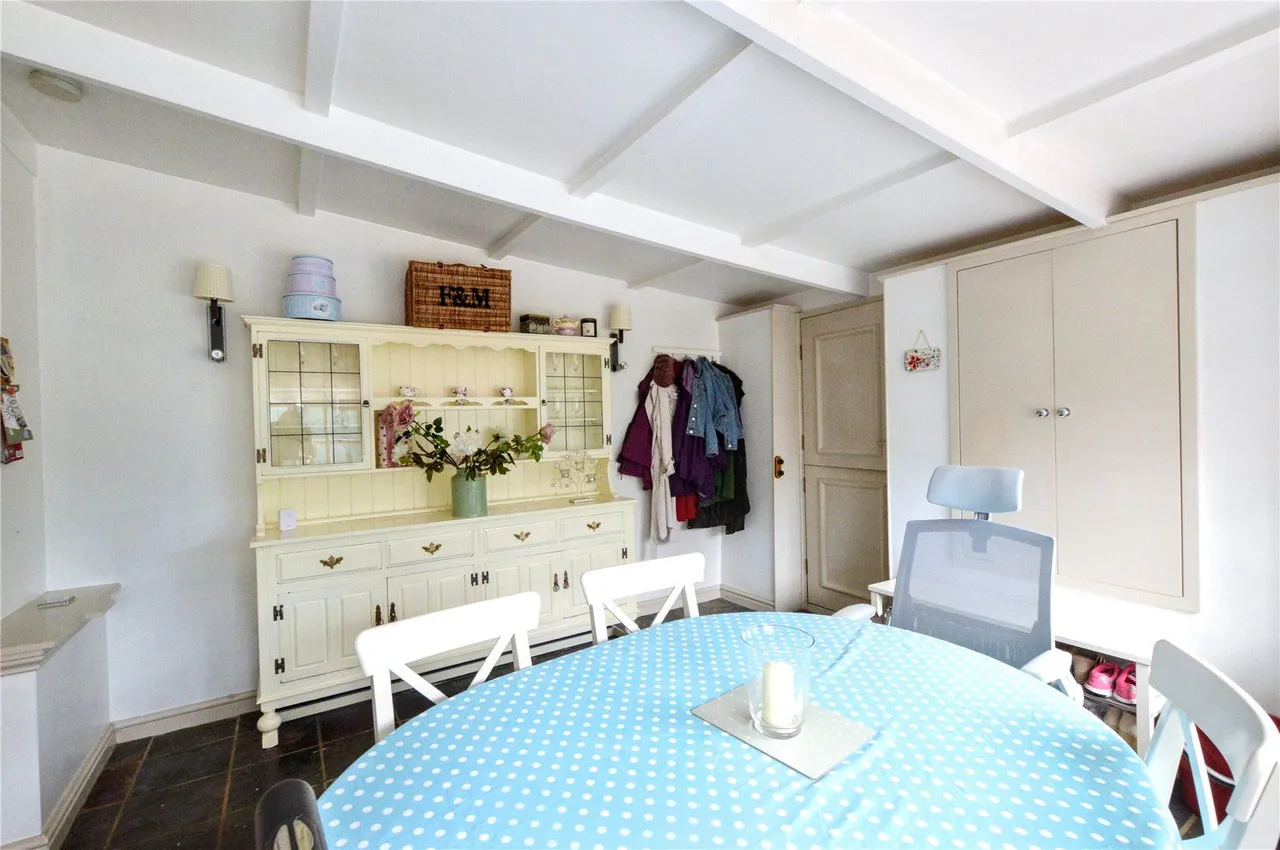 Ashleigh Gardens, Woodlesford, LS26, photo 16