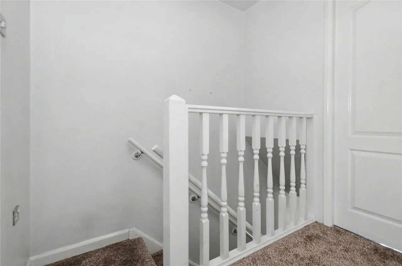 Ashleigh Gardens, Woodlesford, LS26, photo 13