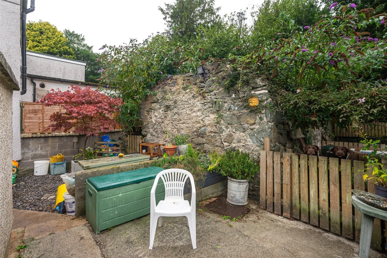 Mona Street, Amlwch, photo 15