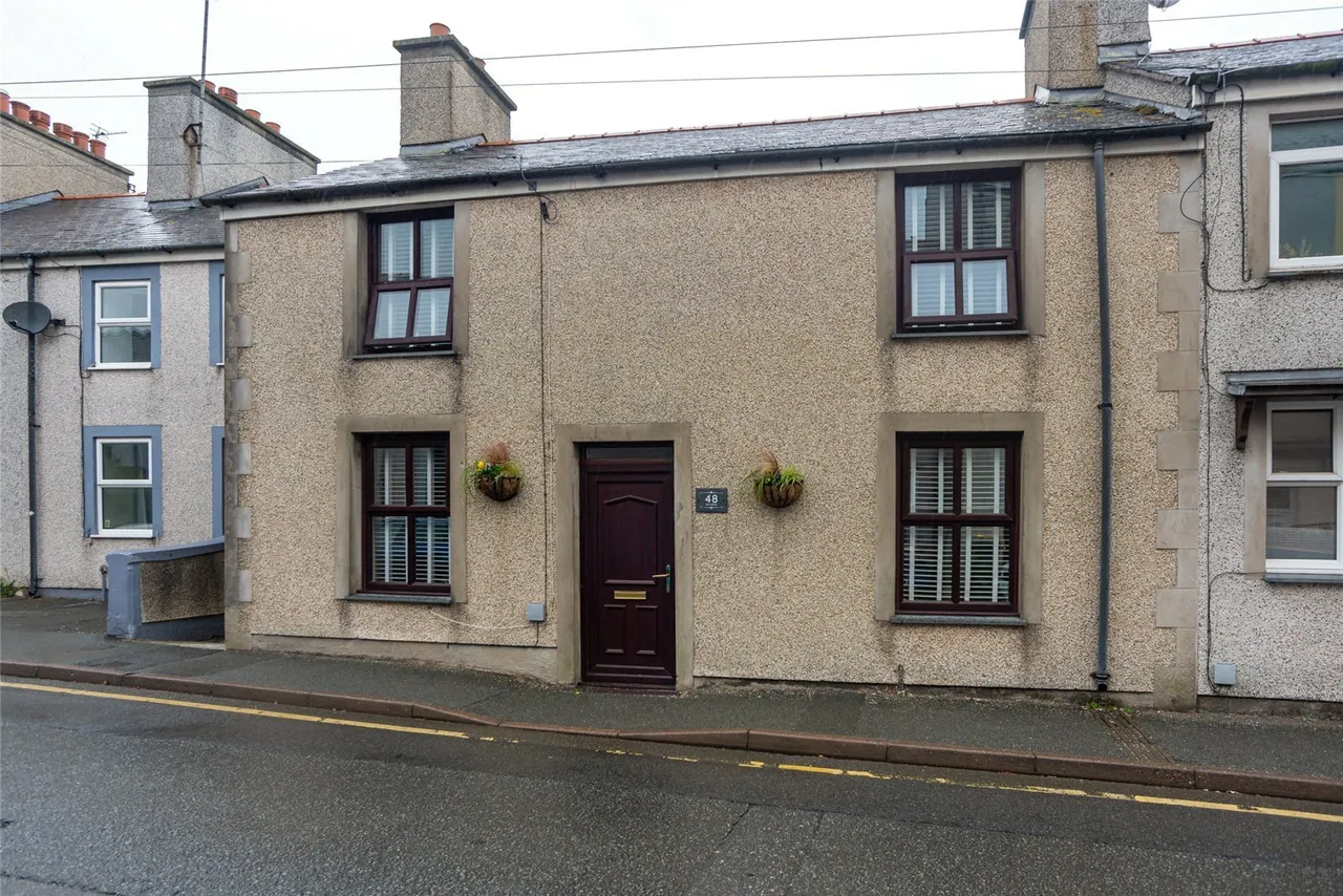Mona Street, Amlwch, photo 19