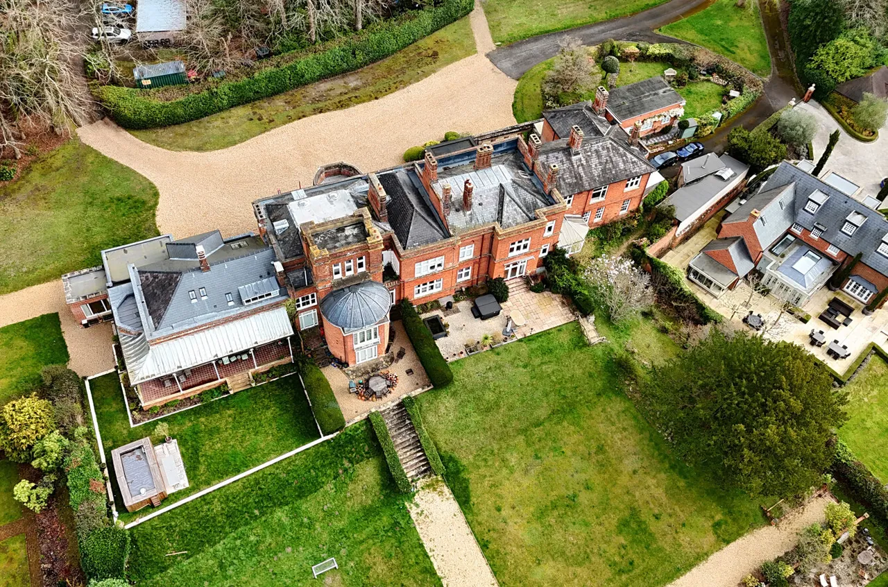 Church Road, Farley Hill, Reading, Berkshire, RG7 1TT, photo 29