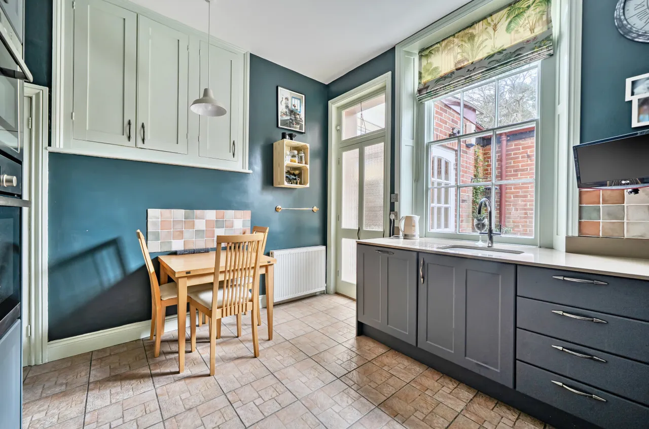Church Road, Farley Hill, Reading, Berkshire, RG7 1TT, photo 11
