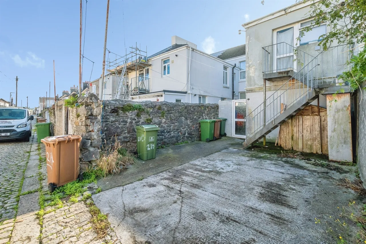 Cromwell Road, Plymouth, PL4, photo 12