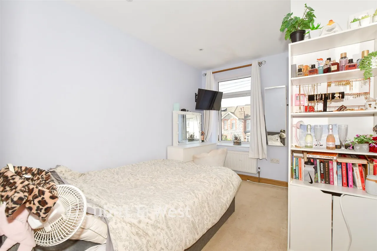 Monson Road, Redhill, RH1, photo 14