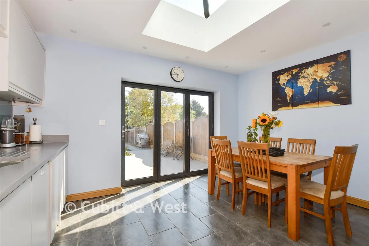 Monson Road, Redhill, RH1, photo 3