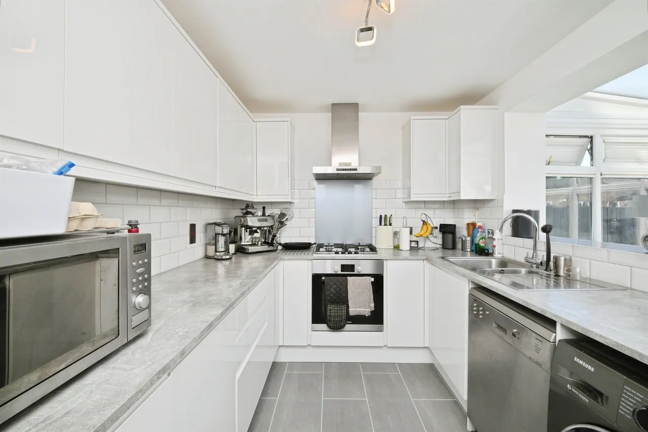 Lawrence Avenue, Stanstead Abbotts, Ware, photo 6