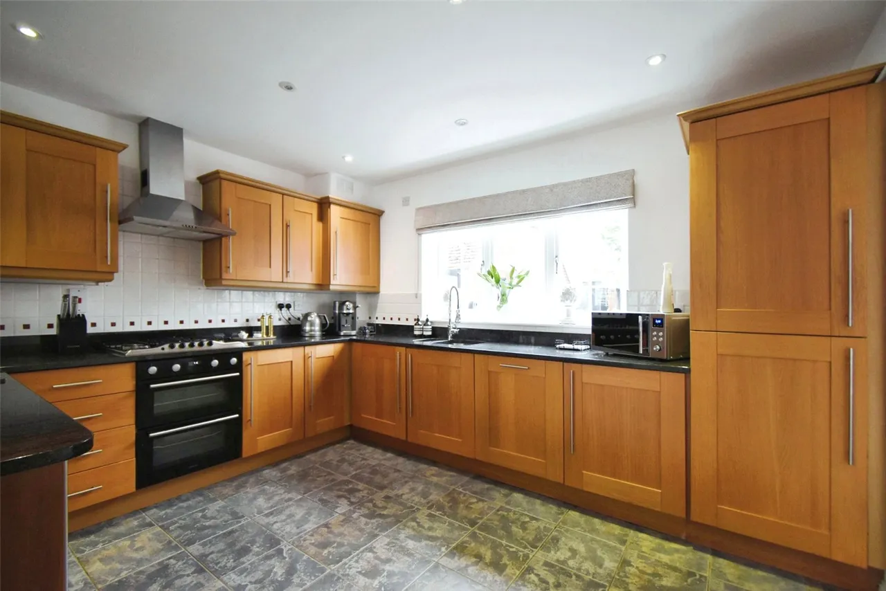 Great Marlow, Hook, Hampshire, RG27 9UA, photo 22