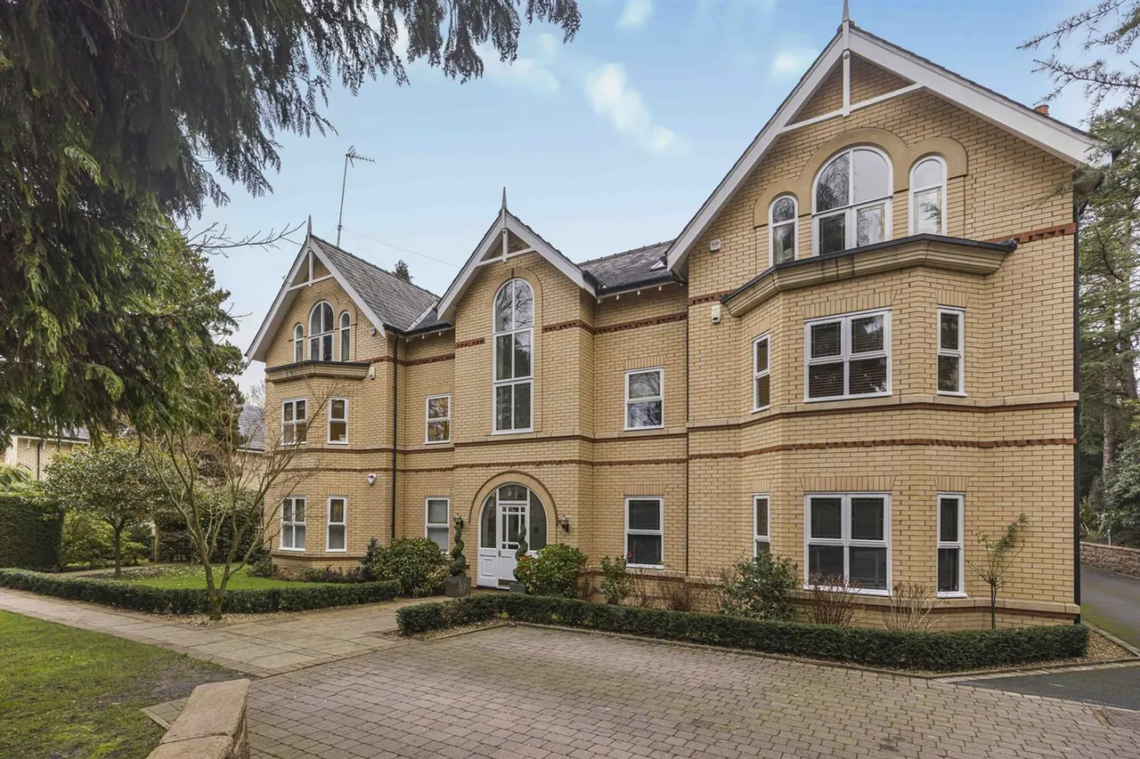 Hazelmere, Altrincham, photo 18