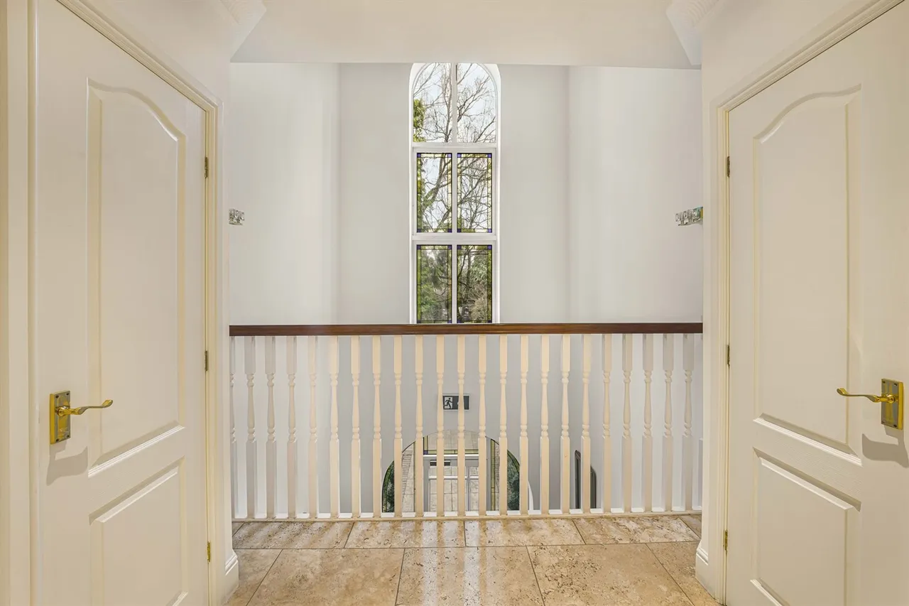 Hazelmere, Altrincham, photo 6