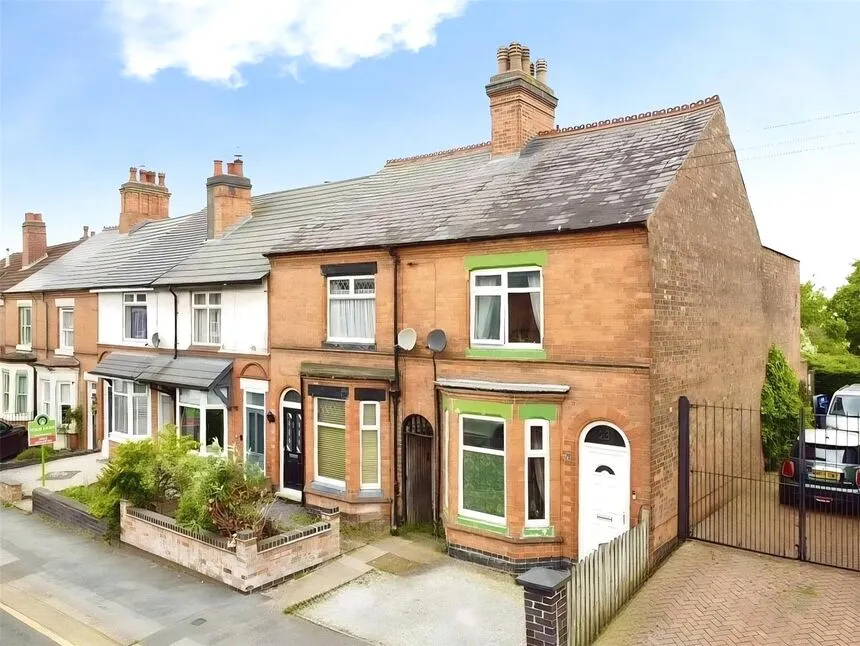 2 bed house for sale — Factory Road, Hinckley, Leicestershire, LE10