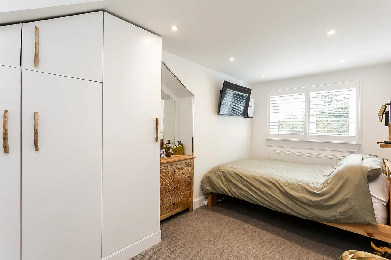 Moredun Park Gardens, Moredun, EH17, photo 18