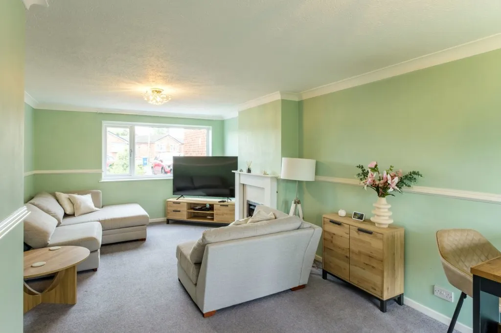 Sycamore Road, East Leake, LE12, photo 4