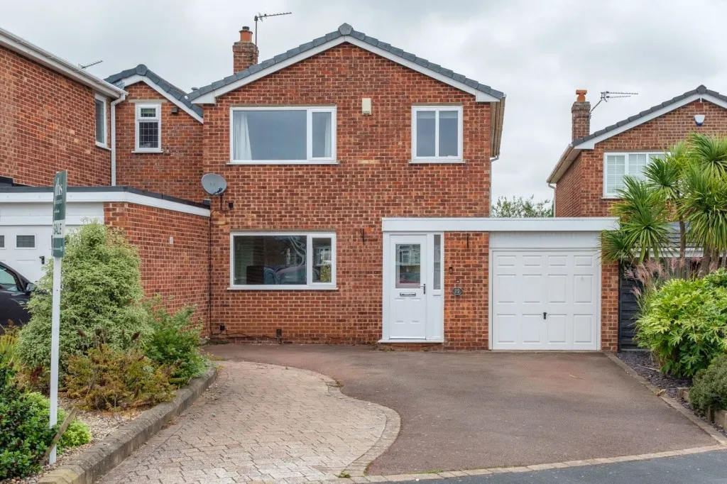 3 bed house for sale, Sycamore Road, East Leake, LE12