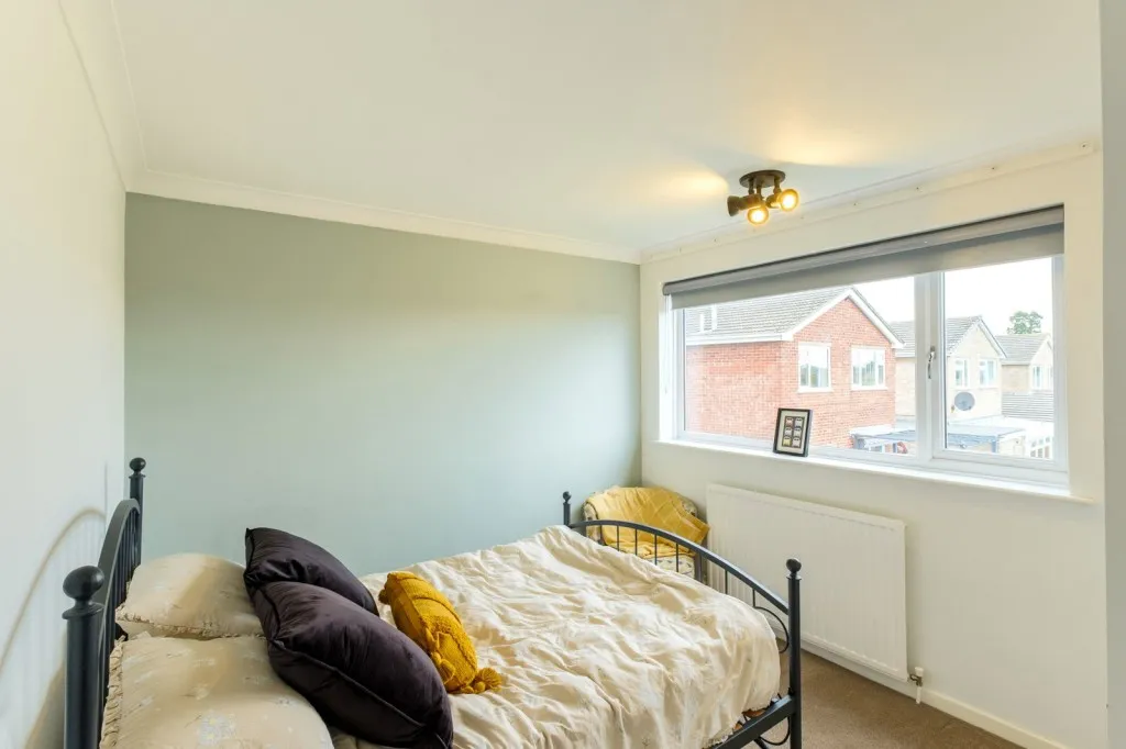Sycamore Road, East Leake, LE12, photo 6