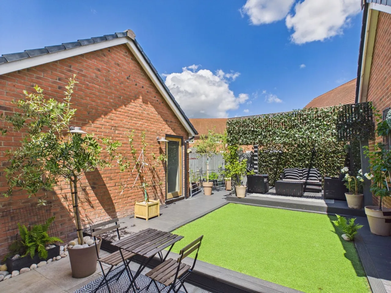 Peregrine Way, Warwick, CV34, photo 23