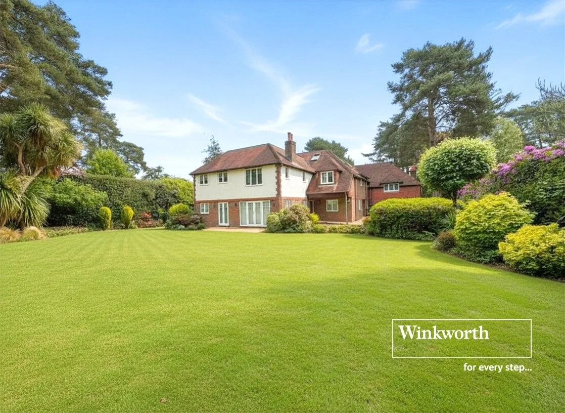 3 bed flat for sale — Golf Links Road, Ferndown, Dorset, BH22