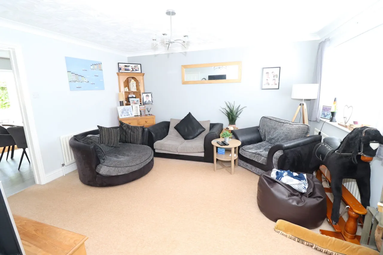 Centenary Way, Brampton, PE28, photo 4