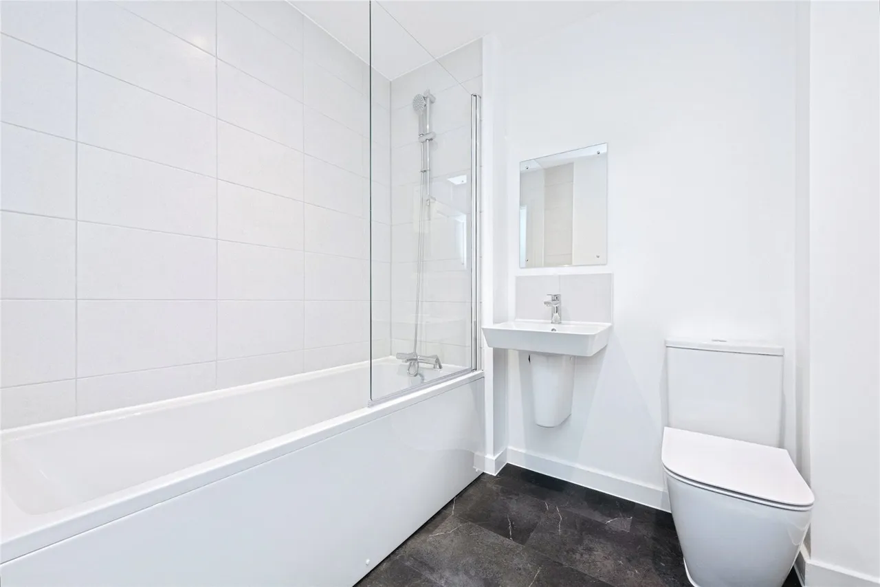 Chobham Road, Frimley, GU16, photo 5