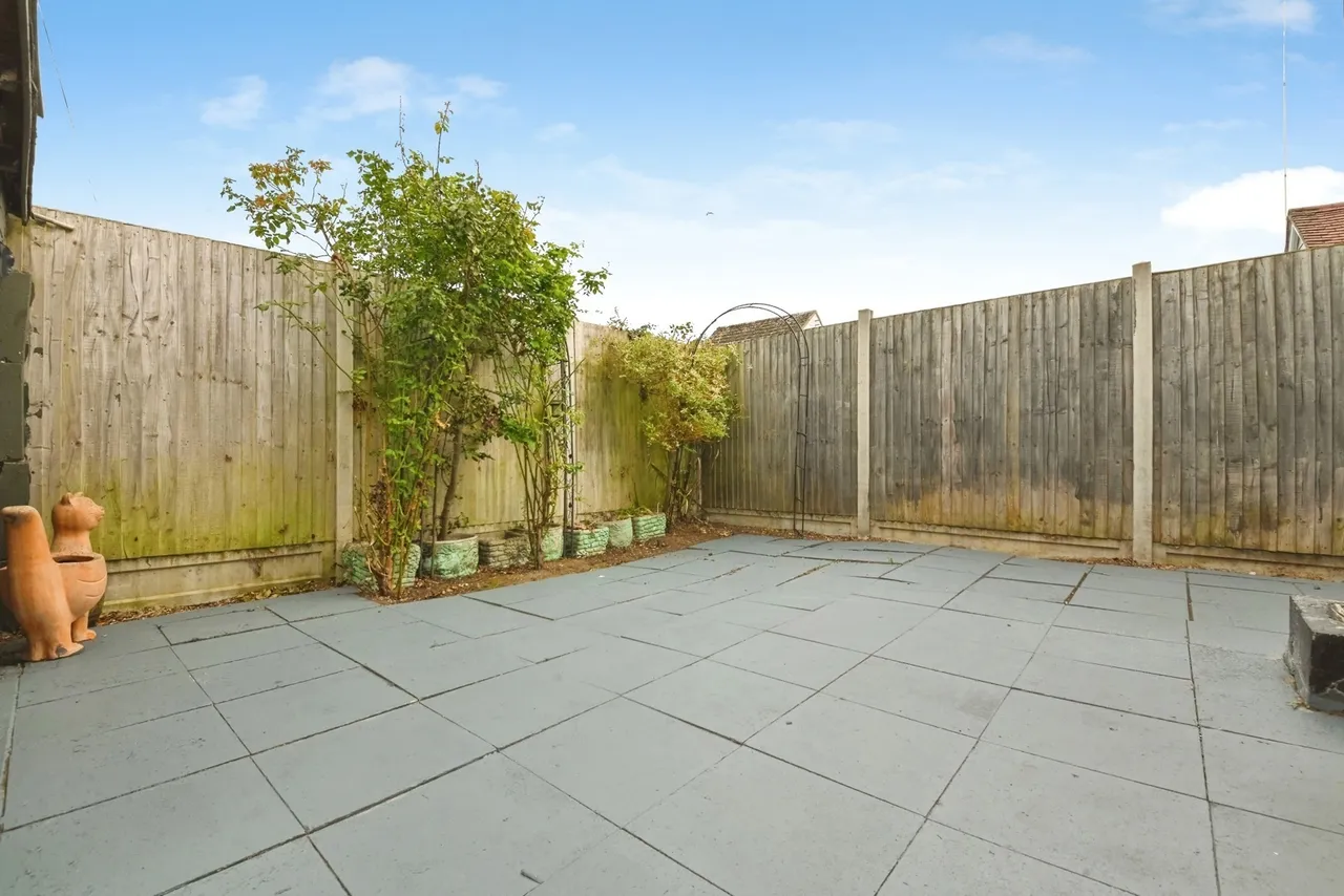 Golf Green Road, Jaywick, CO15, photo 6