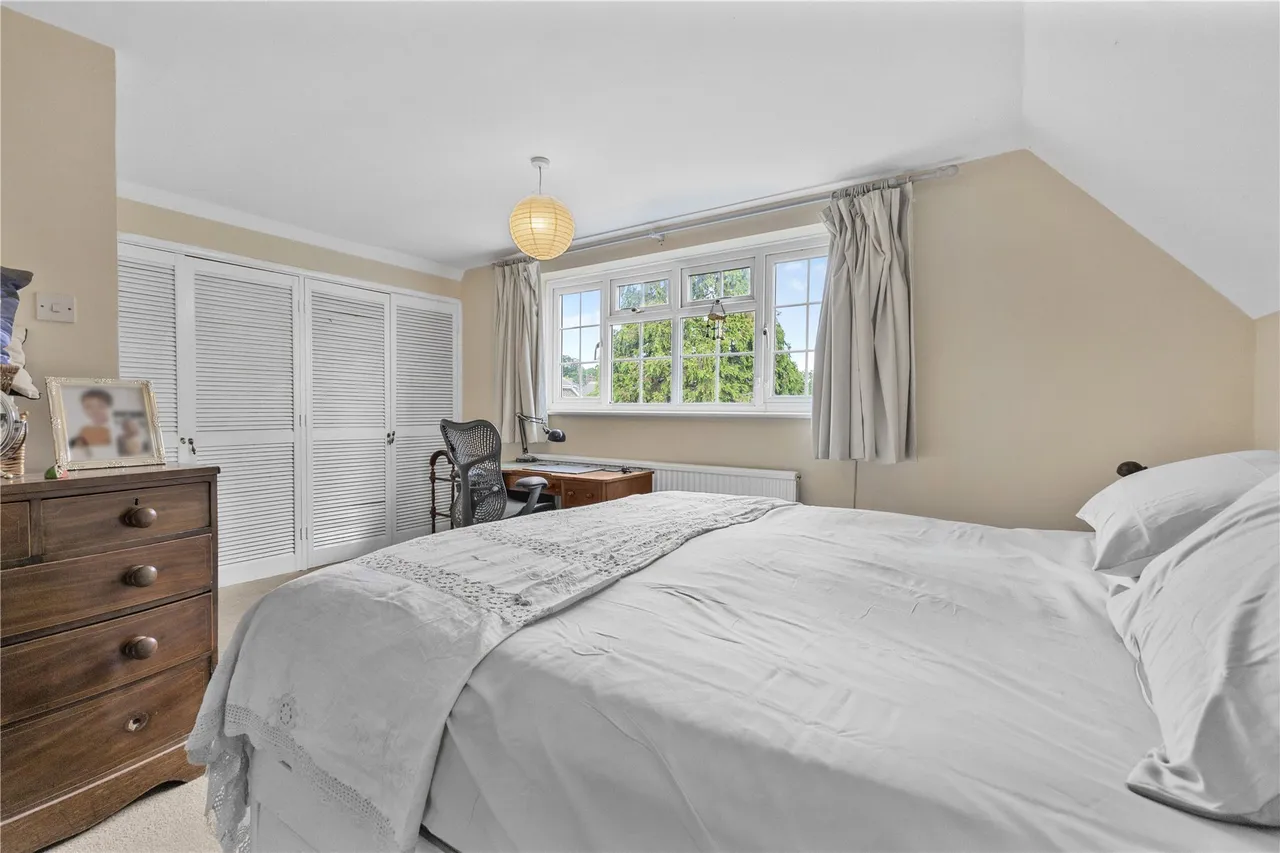 Revesby Close, West End, GU24, photo 8