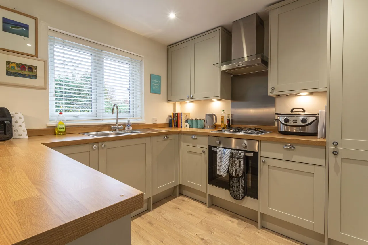 Avondale Road, Fleet, GU51 3LE, photo 15