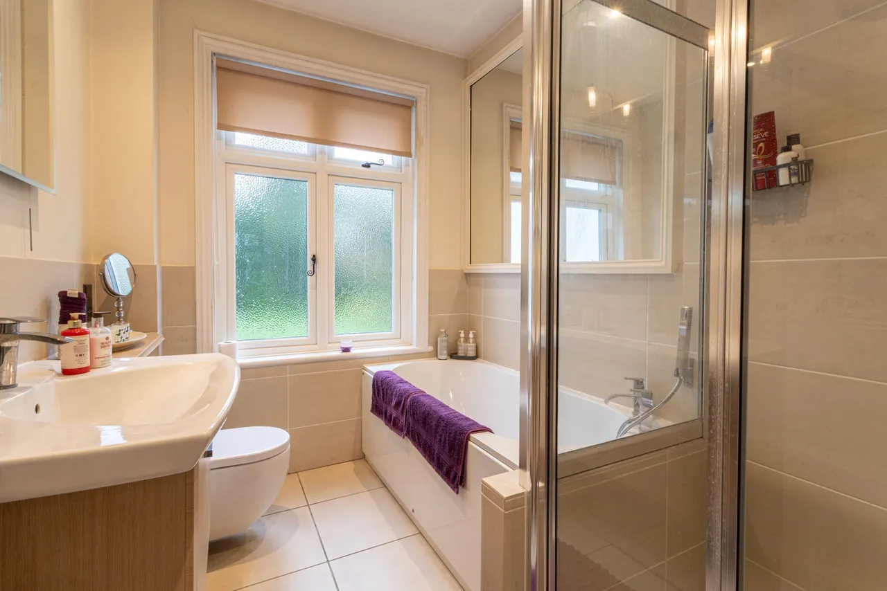 Avondale Road, Fleet, GU51 3LE, photo 28