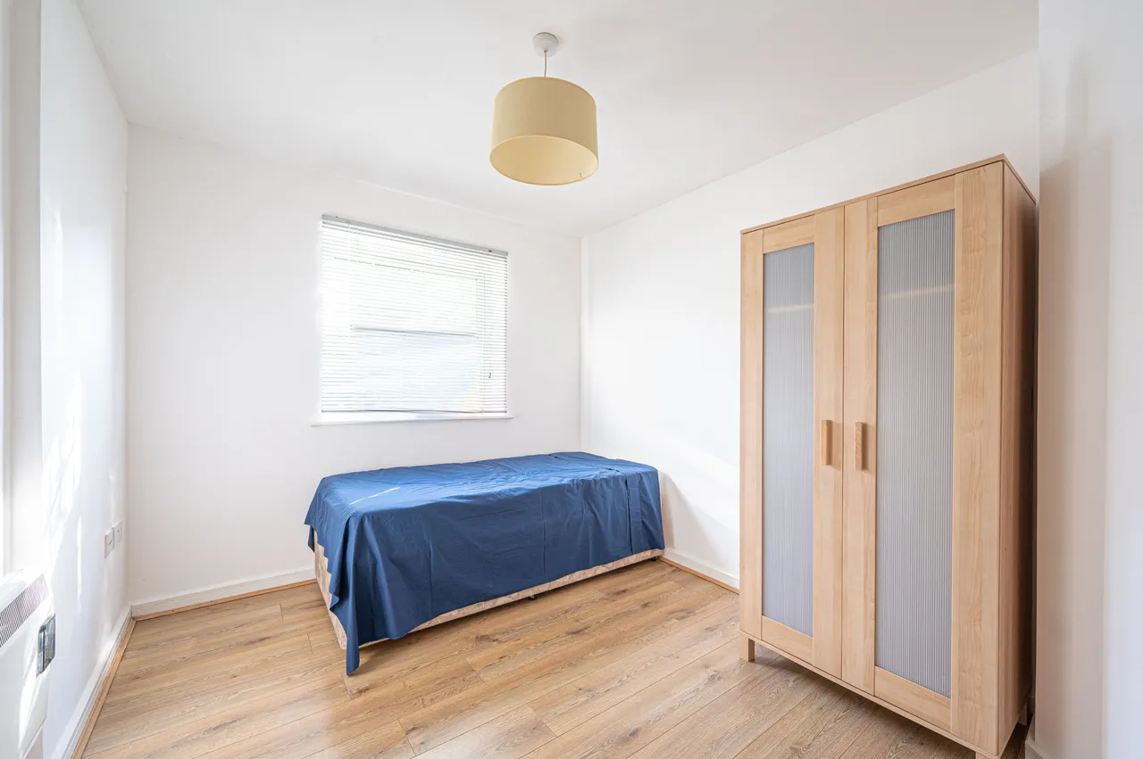 84 Lancaster Road, Barnet, photo 6