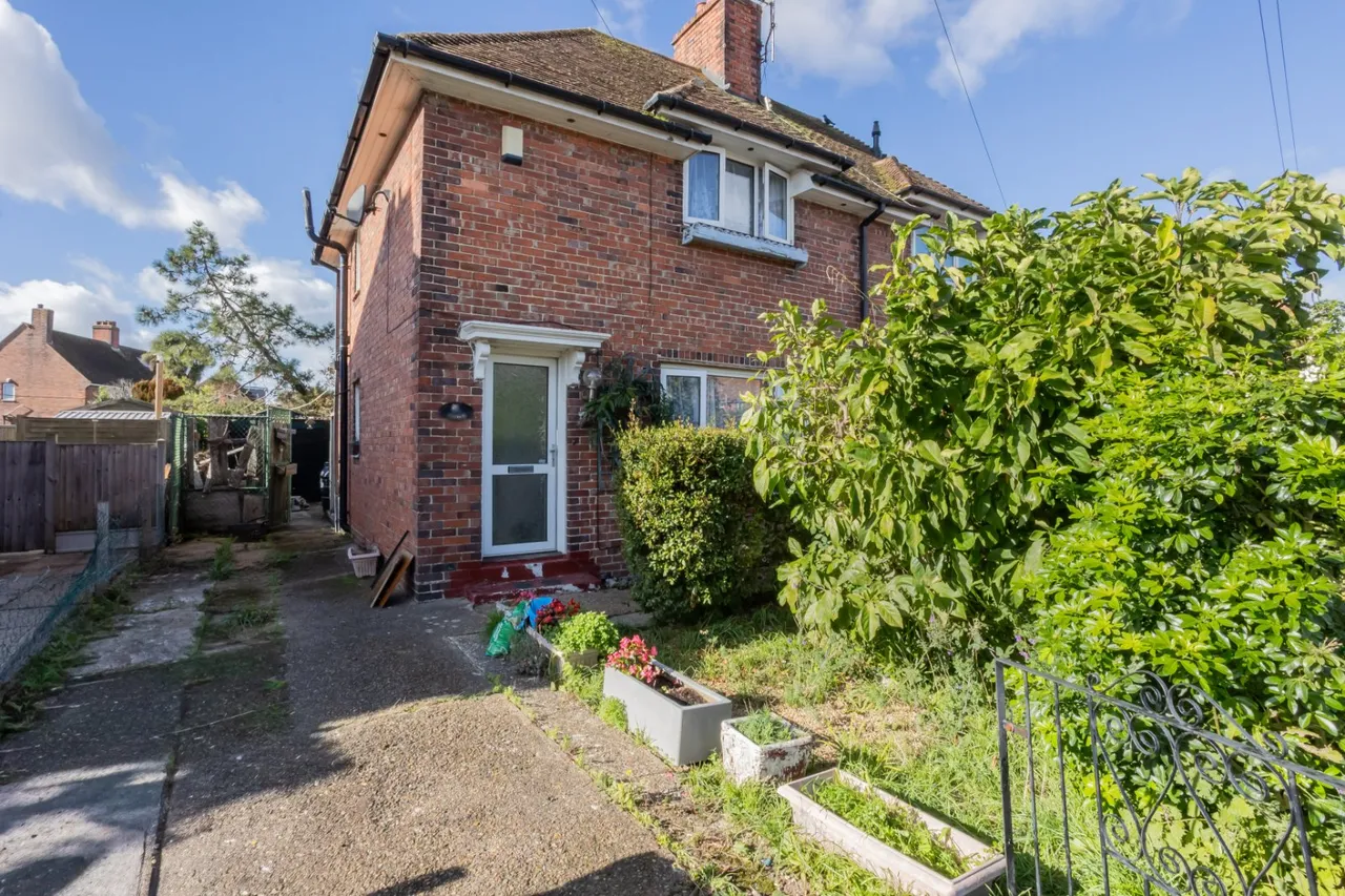 2 bed house for sale, The Elms, Hersden, CT3