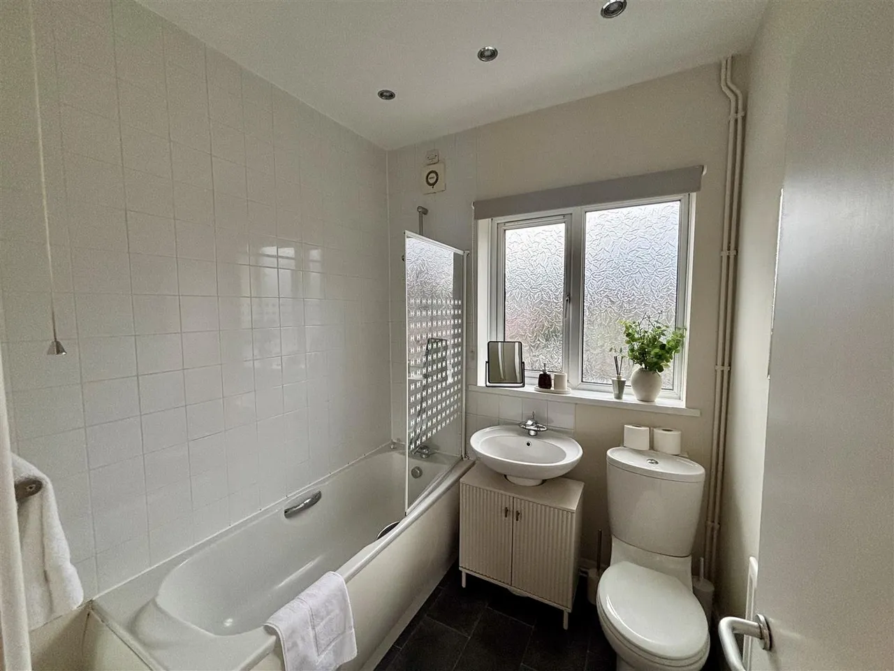 Manchester Road, Wilmslow, SK9, photo 6