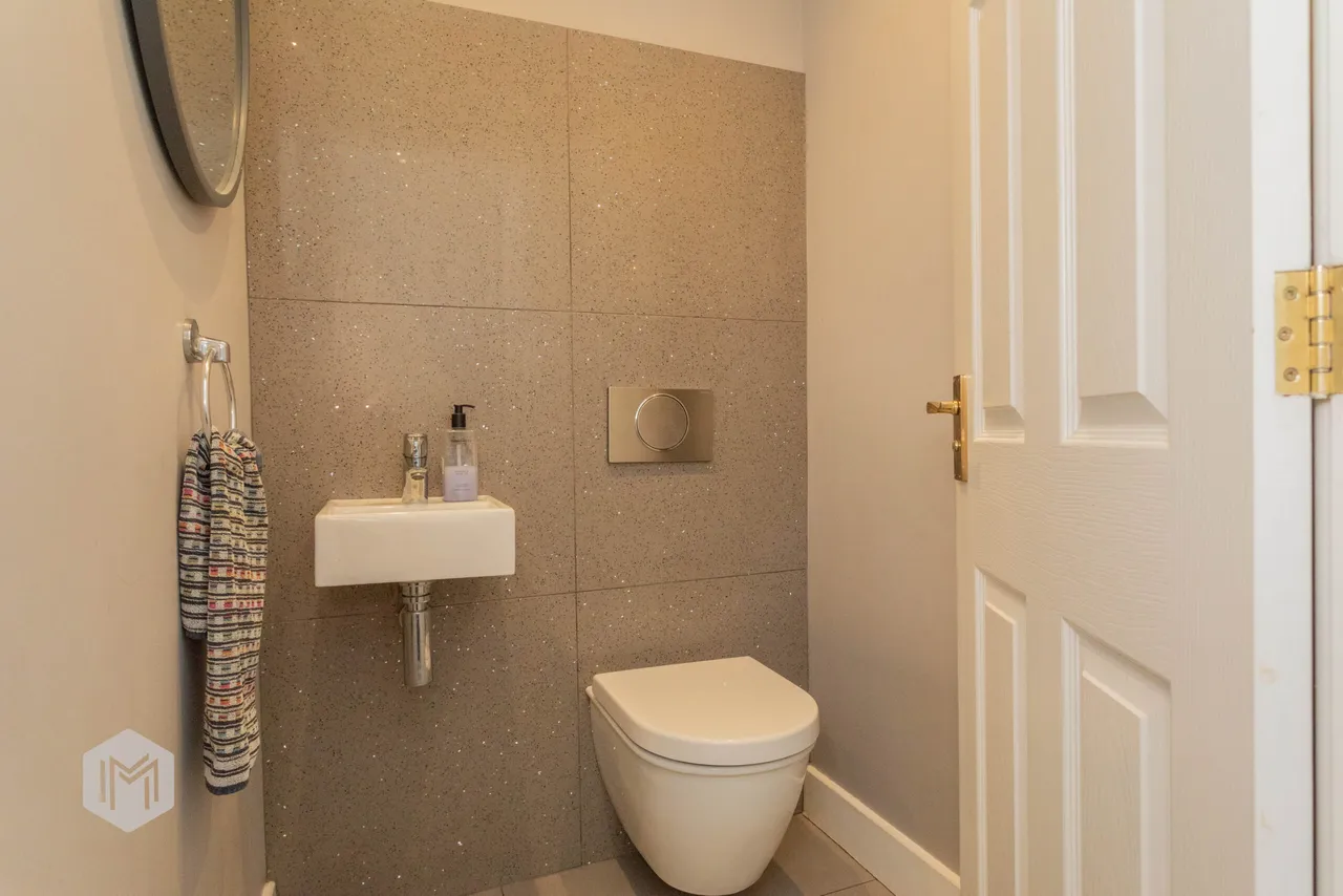 Langford Drive, Leigh, WN7 3LE, photo 6