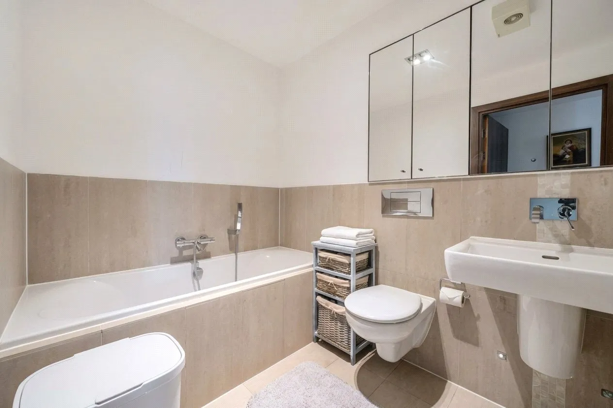 Kings Mill Way, Denham, UB9, photo 7